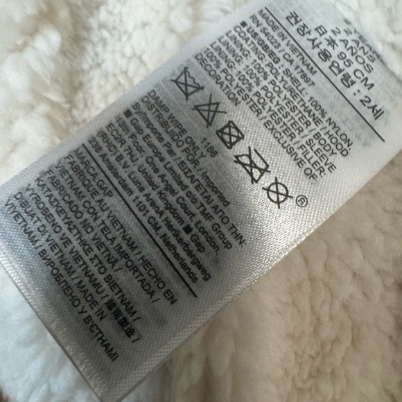 TWINS GAP Kids Gold Puffer Jacket set of 2 size 2yrs Gold puffer - Picture 12 of 13